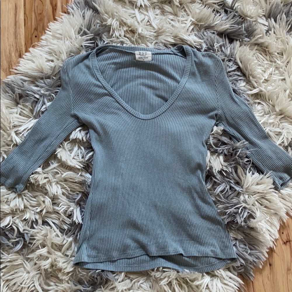 Elbow sleeve ribbed t-shirt